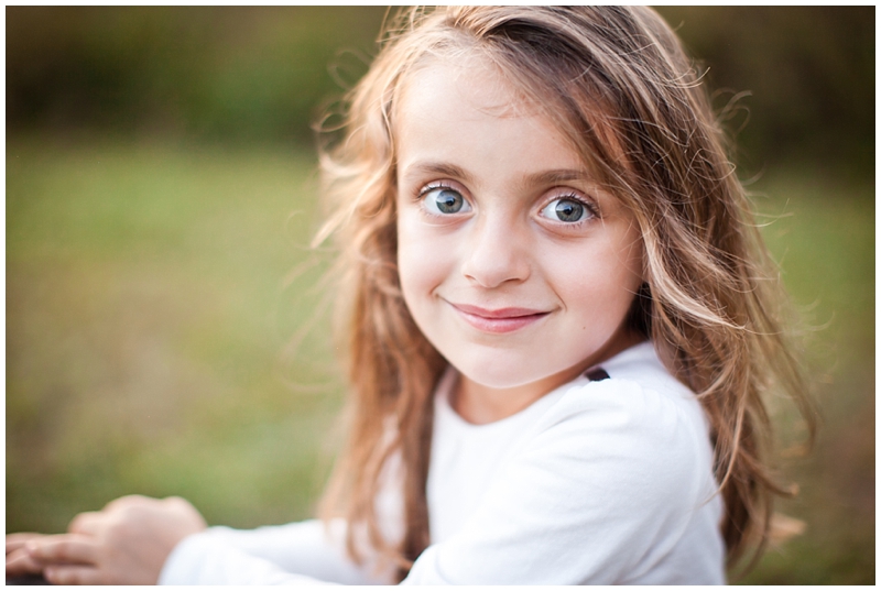 Riverbend Park Jupiter Family Christmas Portraits by Chelsea Victoria