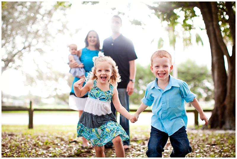 Indian Creek Park Family Portraits by ChelseaVictoria.com