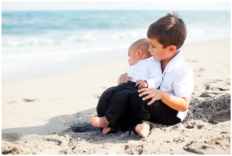 Military Family Portraits Coral Cove Jupiter Beach Florida by Chelsea Victoria Photography ChelseaVictoria.com