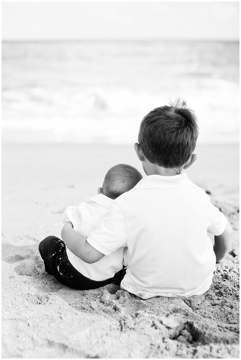 Military Family Portraits Coral Cove Jupiter Beach Florida by Chelsea Victoria Photography ChelseaVictoria.com