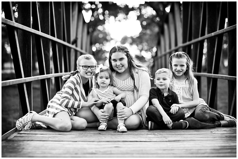 Indian Creek Park Family Portraits by ChelseaVictoria.com