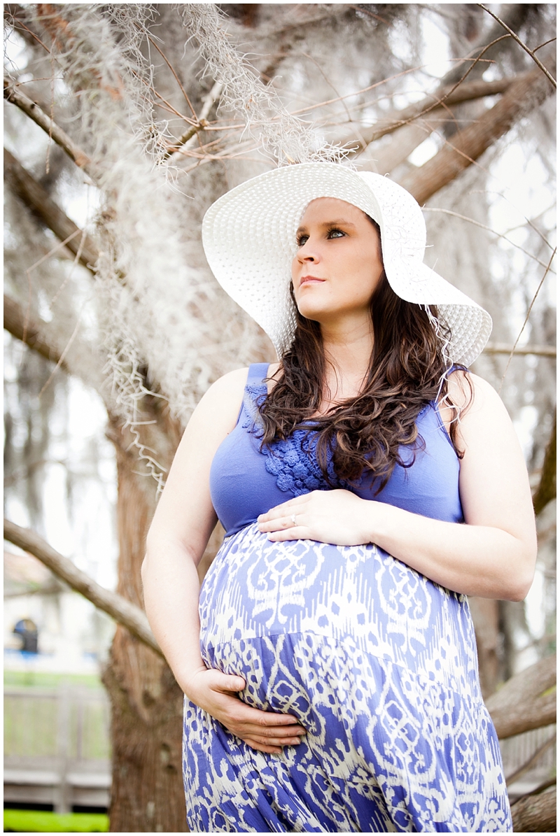 Rollins College, Winter Park, Orlando Maternity Family Portraits by Chelsea Victoria Photography