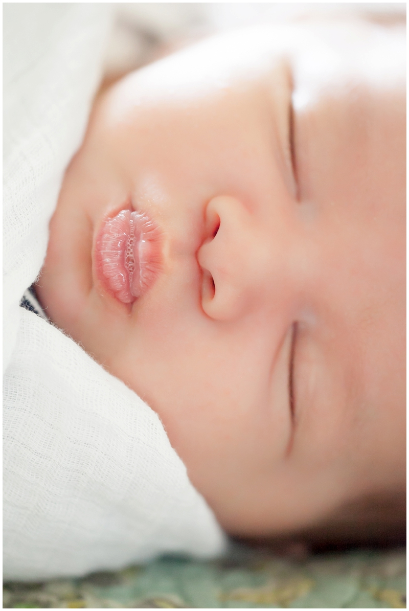 Lifestyle newborn photography by ChelseaVictoria.com